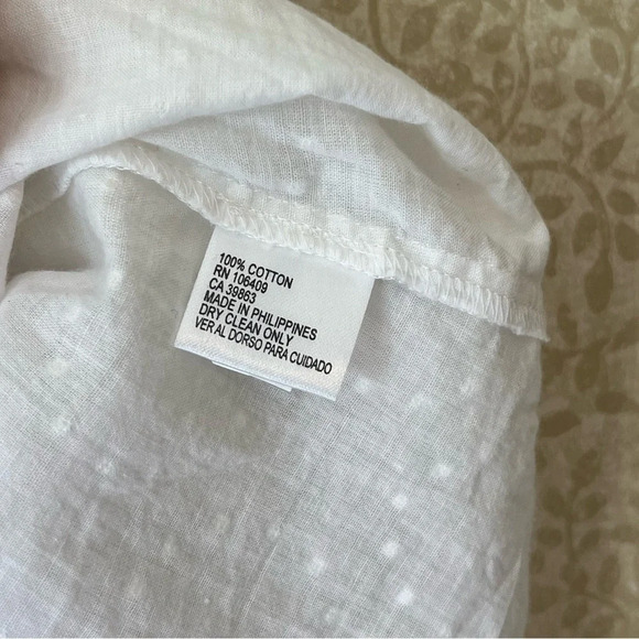 100% cotton Cremieux Women’s size small White top - Picture 5 of 6